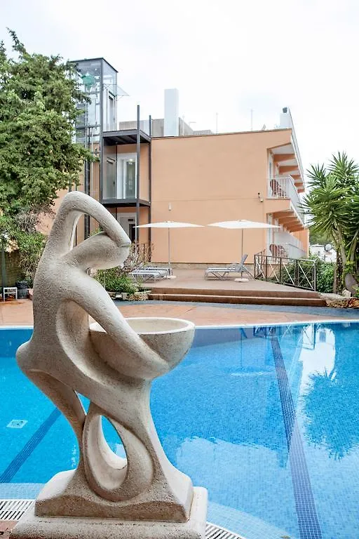Отель Morlans Garden Пагуэра